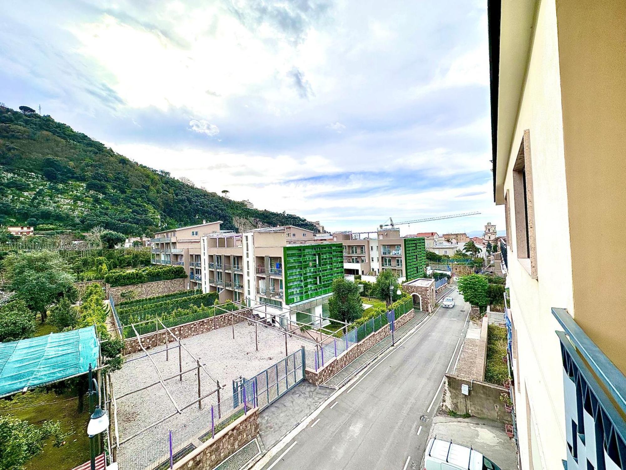 サンタニェッロ Sorrenthouse Bed & Breakfast エクステリア 写真